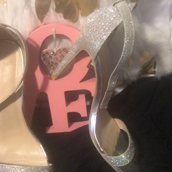 Eye Candle silver heel 3 in heels - Picture 3 of 3